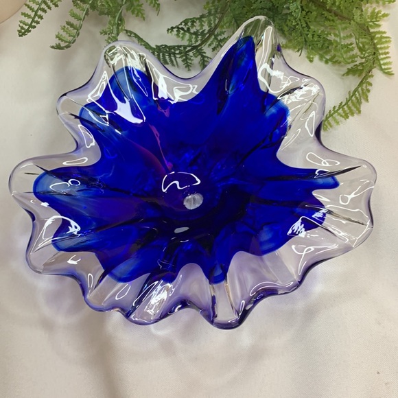 Stunning signed cobalt blue and clear Venetian art glass dish - Picture 2 of 11